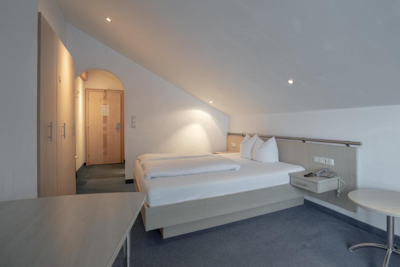 Petit Madlein Bed & Breakfast Ischgl Ngoại thất bức ảnh