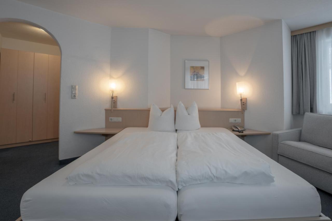 Petit Madlein Bed & Breakfast Ischgl Ngoại thất bức ảnh