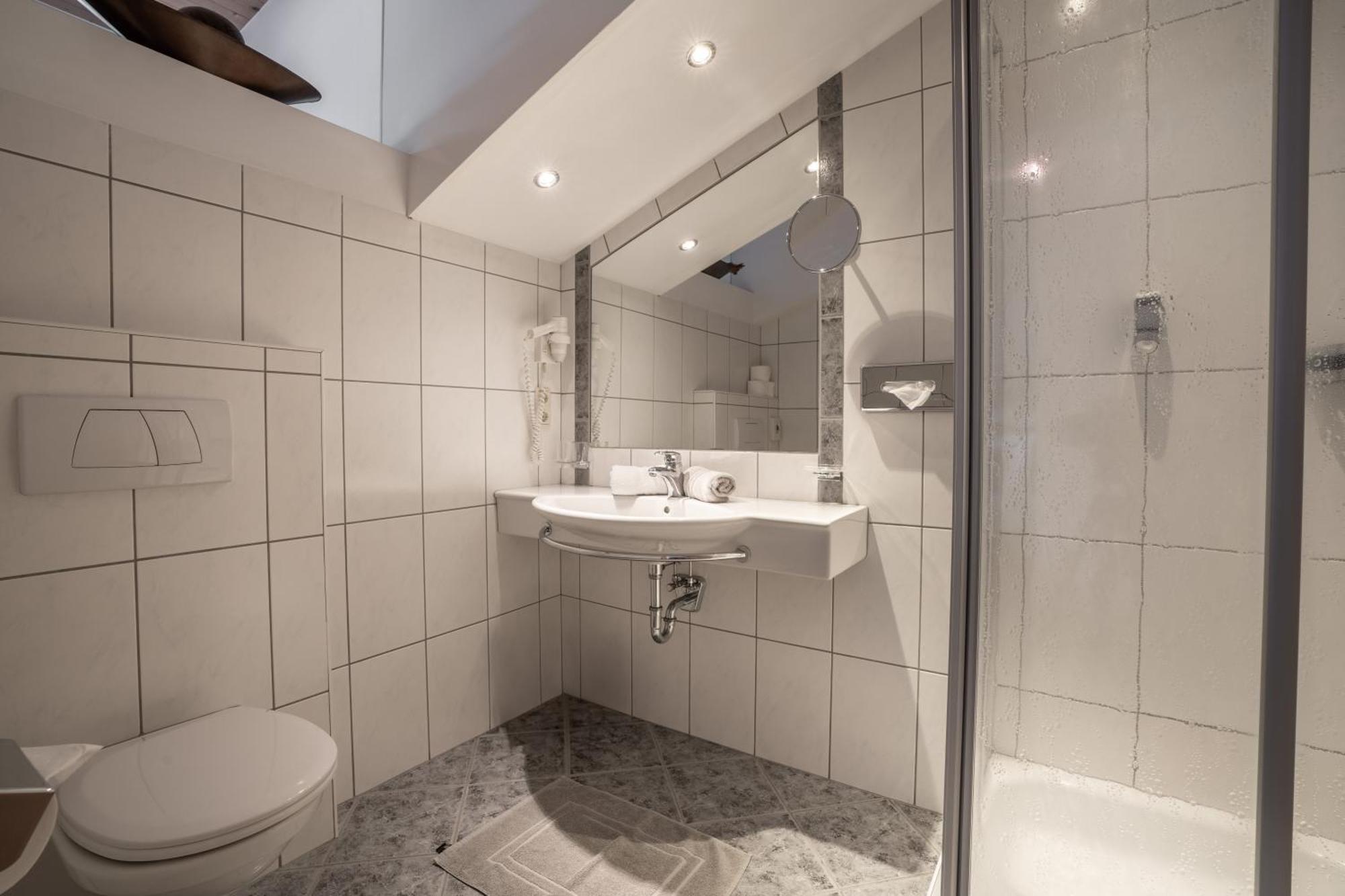 Petit Madlein Bed & Breakfast Ischgl Ngoại thất bức ảnh