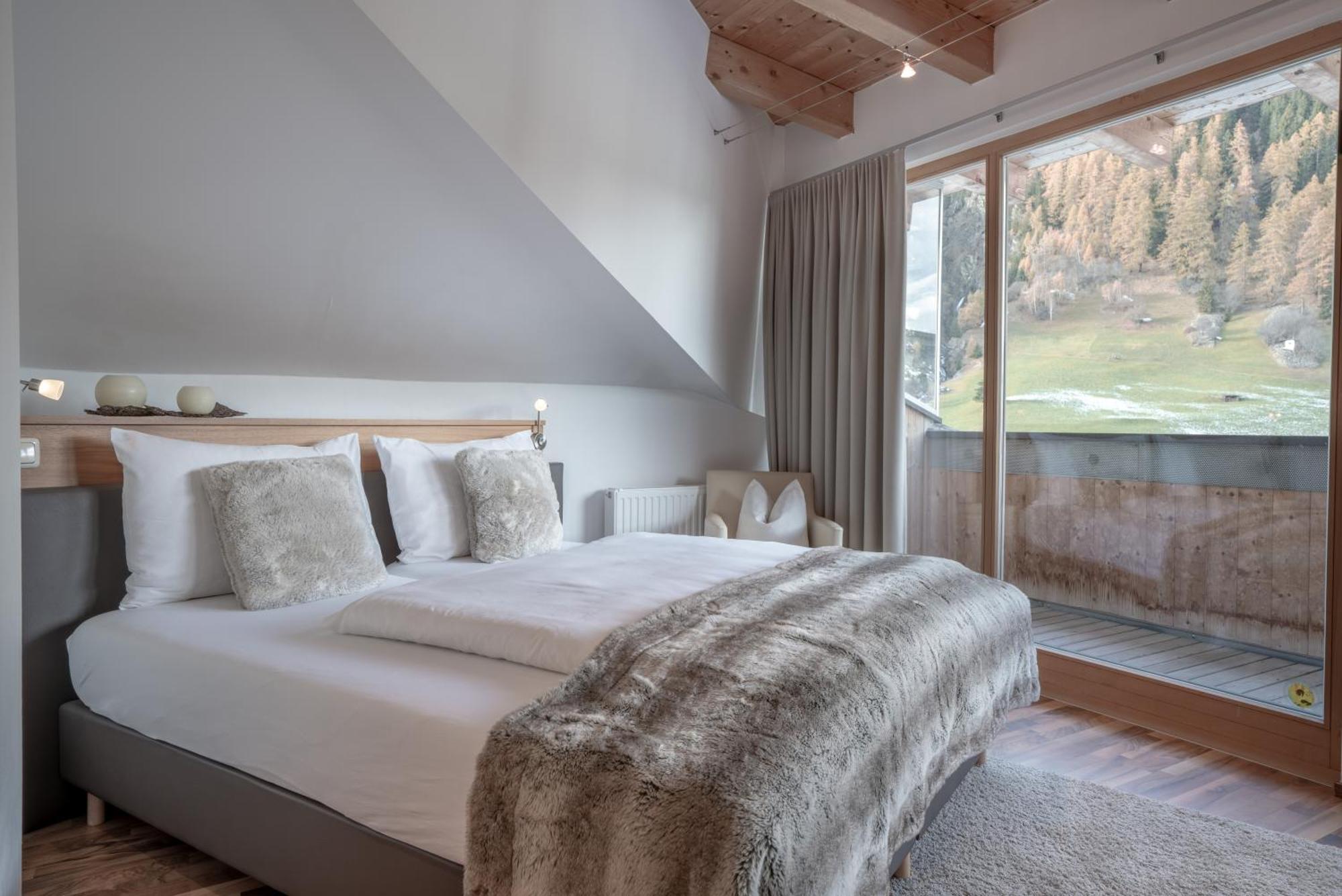 Petit Madlein Bed & Breakfast Ischgl Ngoại thất bức ảnh