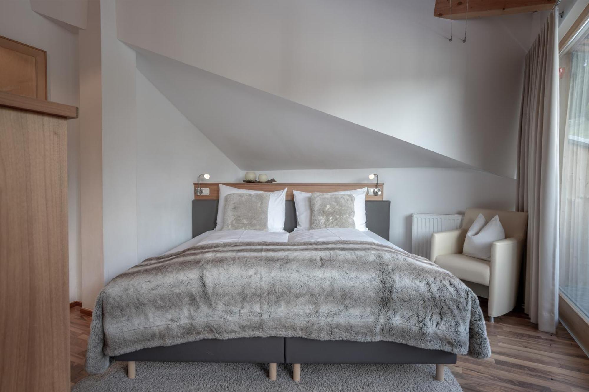 Petit Madlein Bed & Breakfast Ischgl Ngoại thất bức ảnh