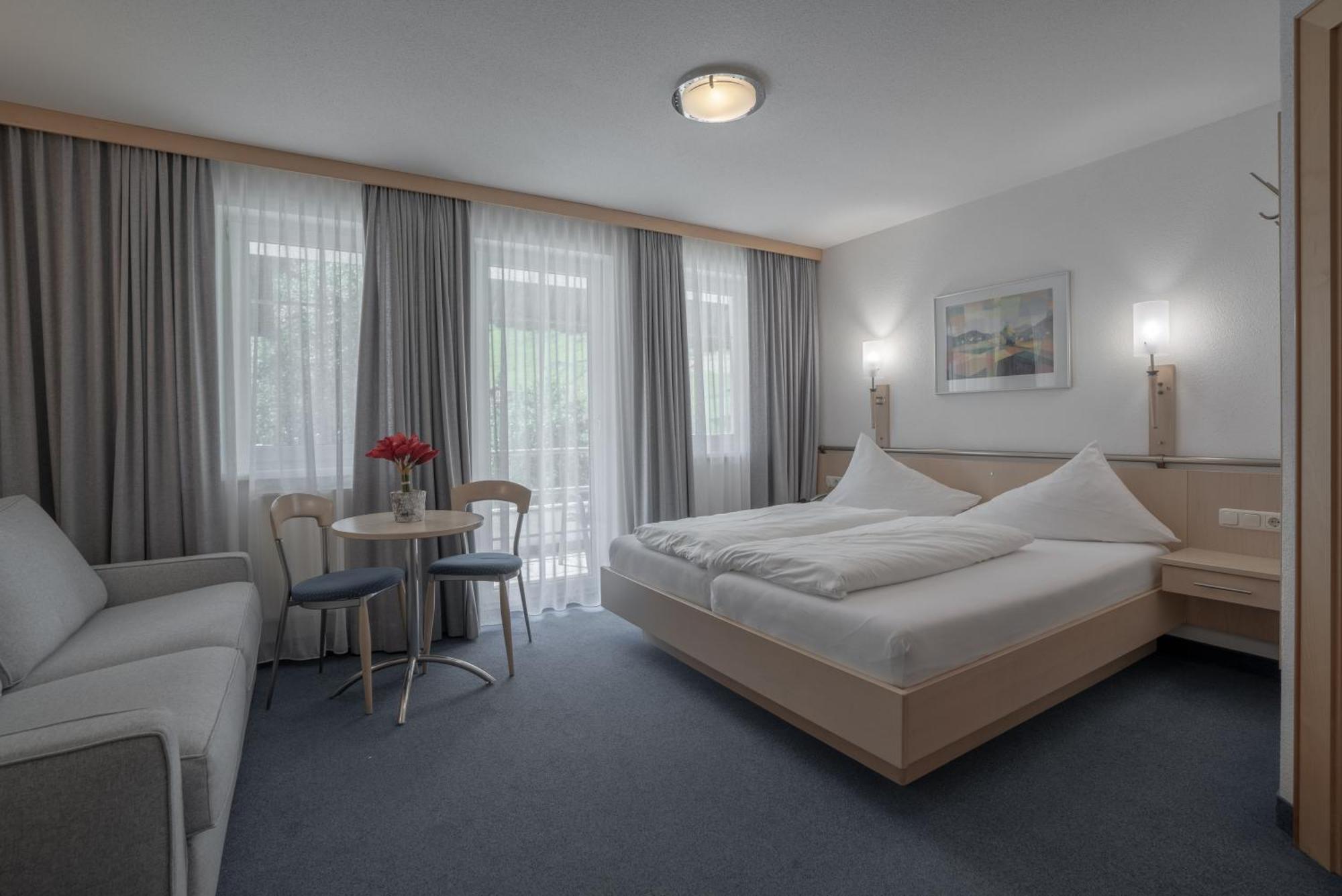 Petit Madlein Bed & Breakfast Ischgl Ngoại thất bức ảnh