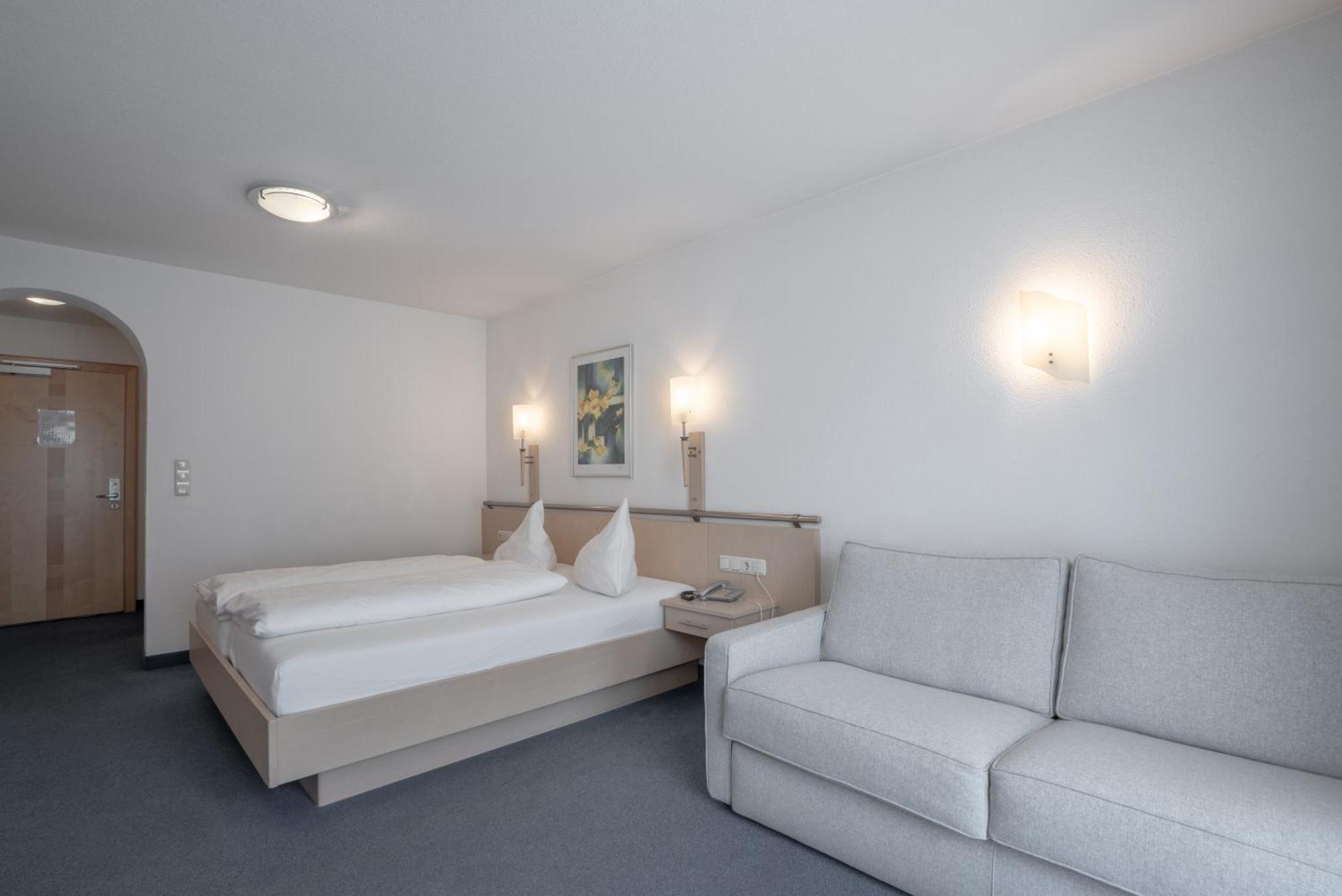 Petit Madlein Bed & Breakfast Ischgl Ngoại thất bức ảnh
