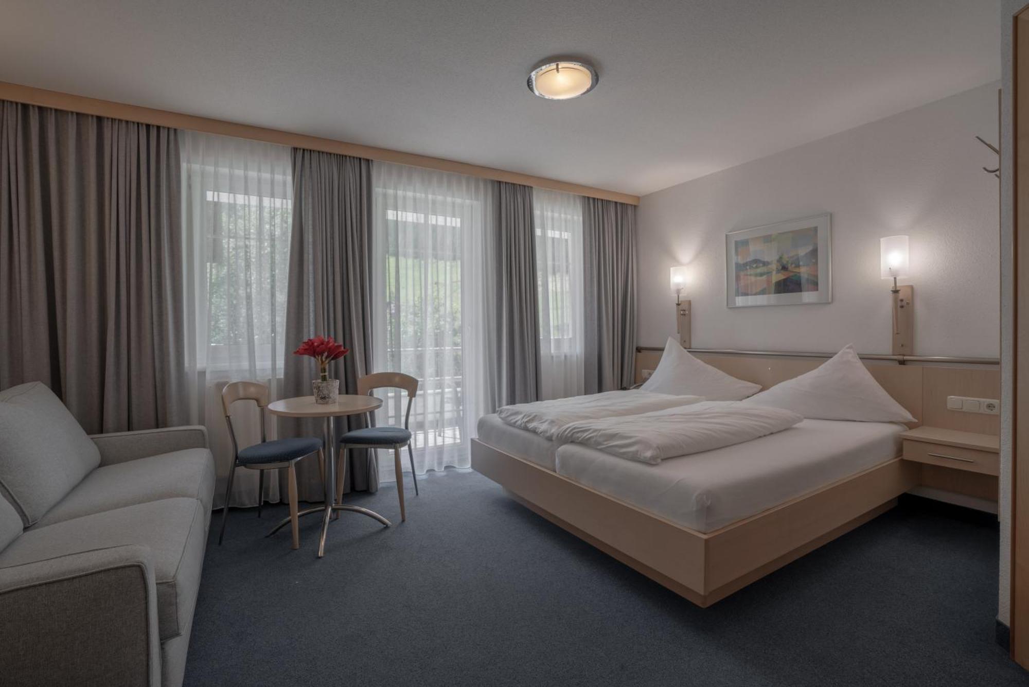 Petit Madlein Bed & Breakfast Ischgl Ngoại thất bức ảnh