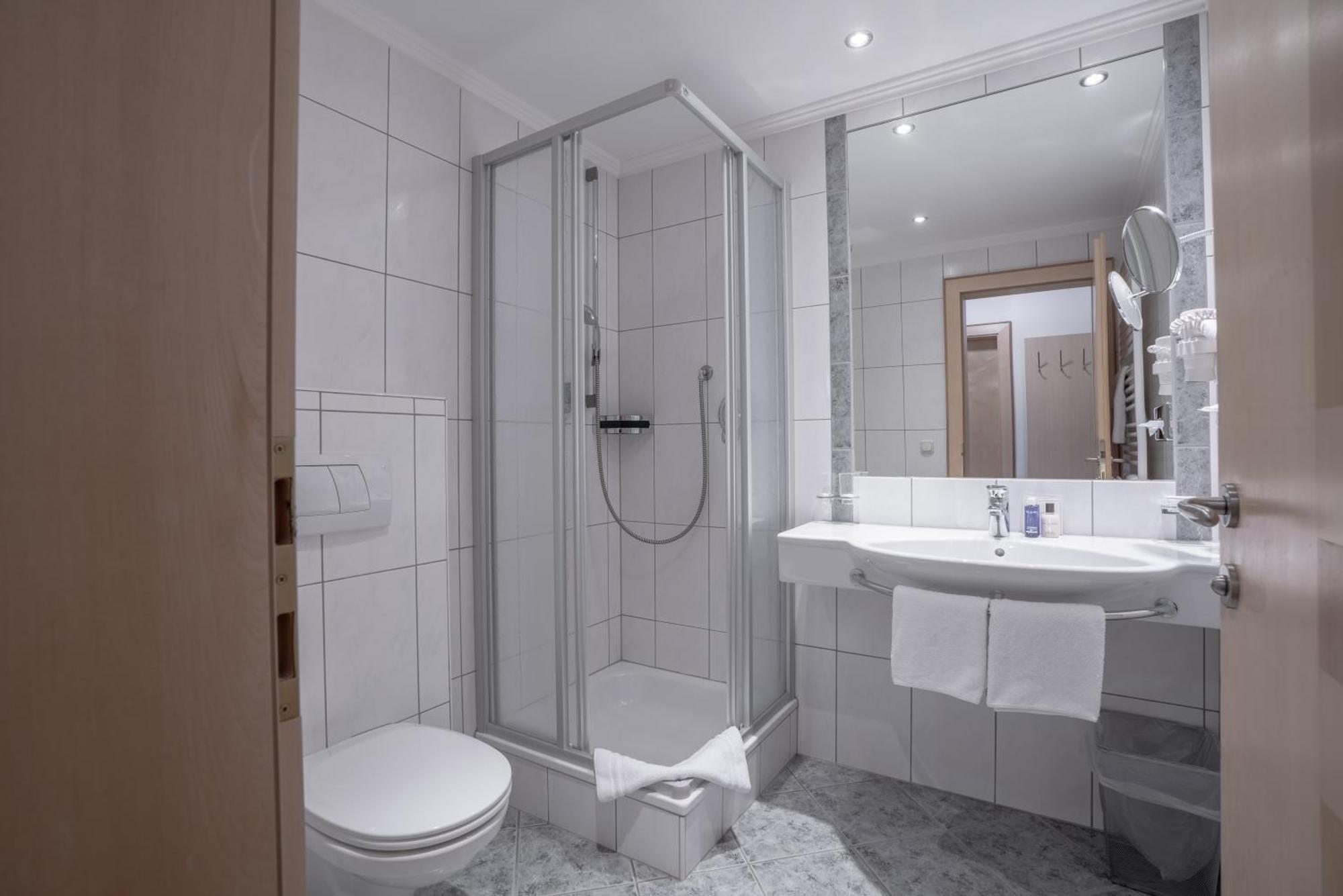 Petit Madlein Bed & Breakfast Ischgl Ngoại thất bức ảnh