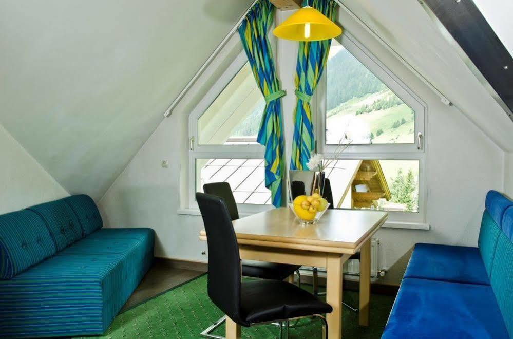 Petit Madlein Bed & Breakfast Ischgl Ngoại thất bức ảnh